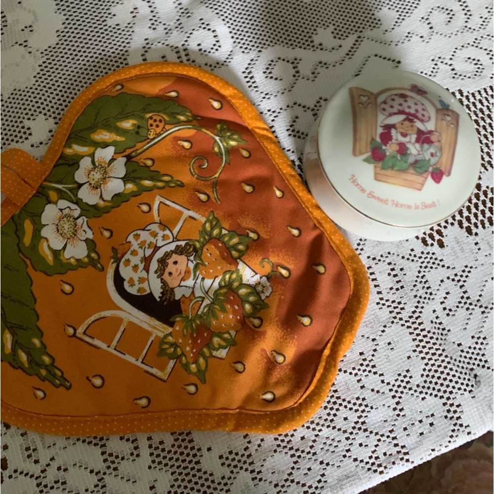 Strawberry Shortcake Trinket and Potholder